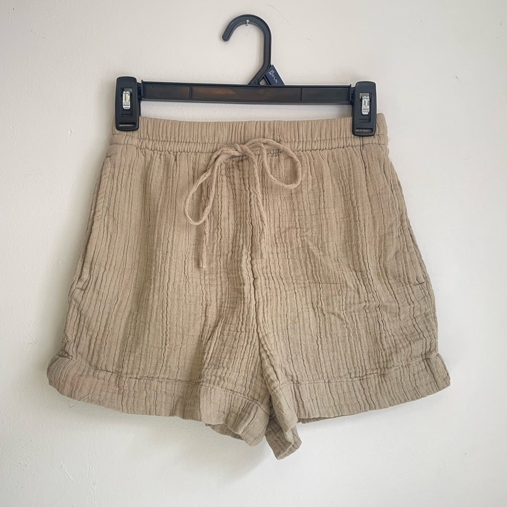H&M Sage Green Extra Small Shorts Bloomers Summer Spring Comfy Casual High Rise